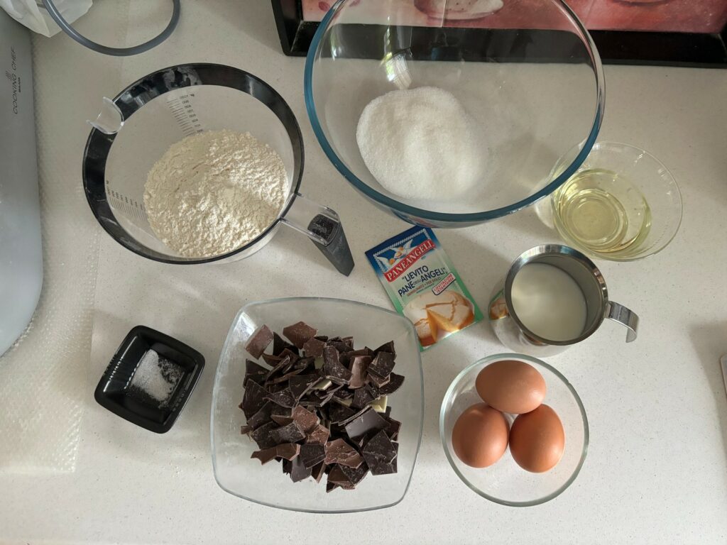 Ingredienti per la torta al cioccolato